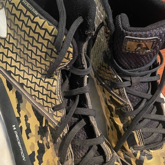 BASEBALL CLEATS - Picture 4 of 8